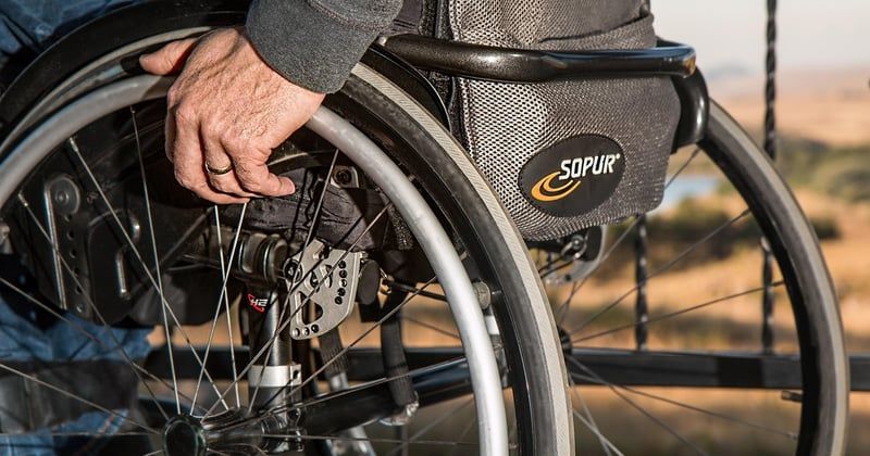 Les assurances santé traquent les arrêts maladie : ce que ça change pour vous